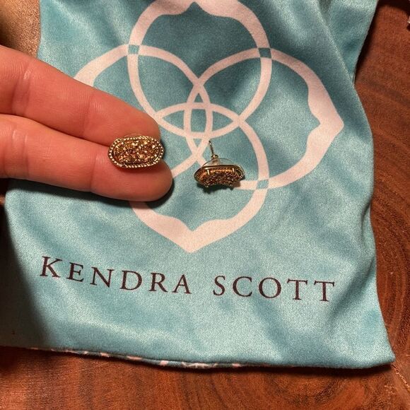 KENDRA Scott gold Ellie post earrings in gold drusy - Picture 2 of 4